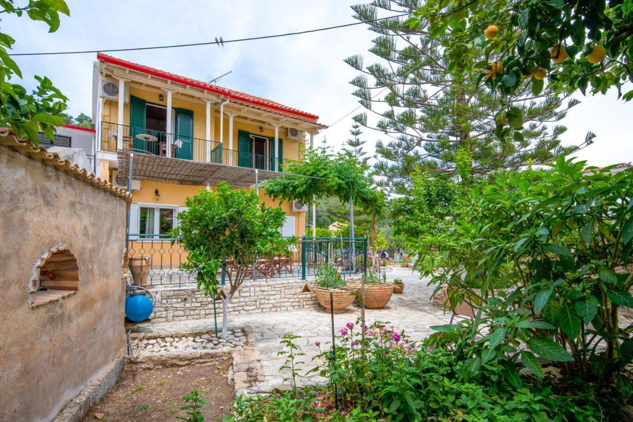 Arthur House Longós Exterior photo